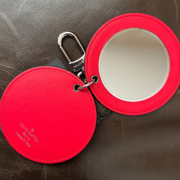 AUTH Louis Vuitton Red Escale Monogram Bag Charm/Mirror NWOT - Picture 4 of 5
